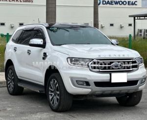 Xe Ford Everest Titanium 2.0L 4x2 AT 2020