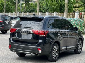 Xe Mitsubishi Outlander Premium 2.0 CVT 2022