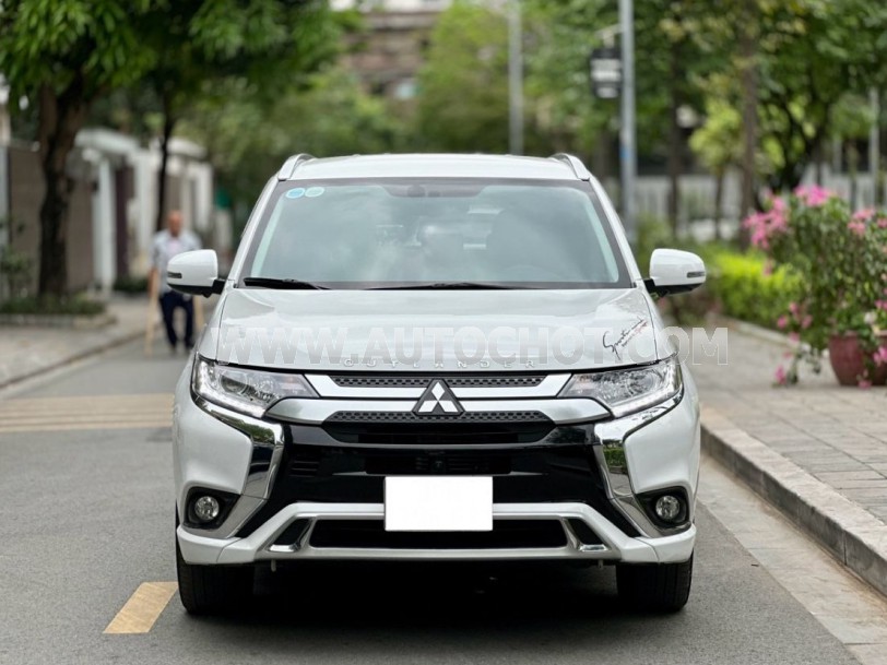 Mitsubishi Outlander 2.0 CVT 2022