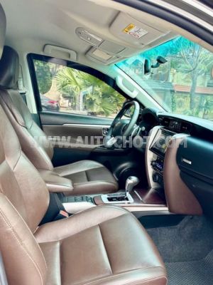 Xe Toyota Fortuner 2.7V 4x4 AT 2019