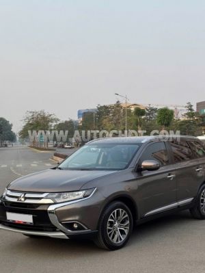 Xe Mitsubishi Outlander 2.0 CVT 2019