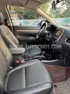 Xe Mitsubishi Outlander 2.0 CVT 2019