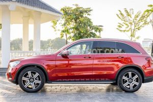 Xe Mercedes Benz GLC 200 4Matic 2020