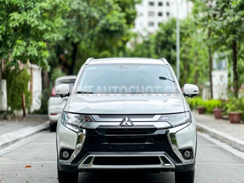 Mitsubishi Outlander 2.0 CVT 2022