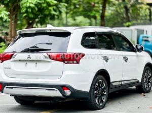 Xe Mitsubishi Outlander 2.0 CVT 2022