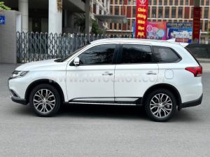 Xe Mitsubishi Outlander 2.0 CVT 2018