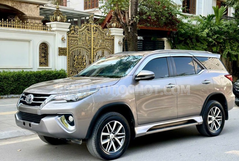 Toyota Fortuner 2.7V 4x4 AT 2019