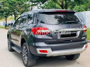 Xe Ford Everest Titanium 2.0L 4x2 AT 2019