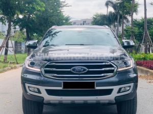 Xe Ford Everest Titanium 2.0L 4x2 AT 2019