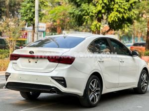 Xe Kia Cerato 1.6 AT Luxury 2020