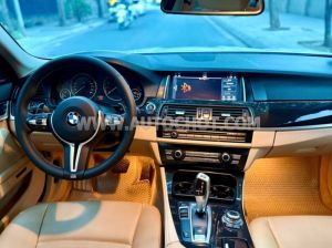 Xe BMW 5 Series 520i 2012