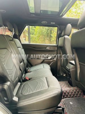 Xe Ford Everest Titanium 2.0L 4x2 AT 2024