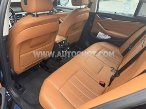 Xe BMW 5 Series 520i Luxury 2021