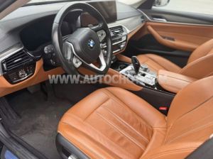 Xe BMW 5 Series 520i Luxury 2021