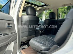 Xe Mitsubishi Outlander Premium 2.0 CVT 2022