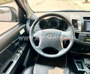 Xe Toyota Fortuner 2.7V 4x4 AT 2016