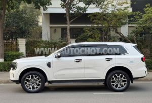 Xe Ford Everest Titanium Plus 2.0L 4x4 AT 2022