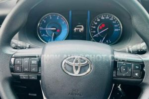 Xe Toyota Fortuner 2.4G 4x2 MT 2021