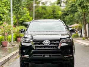 Xe Toyota Fortuner 2.4G 4x2 MT 2021