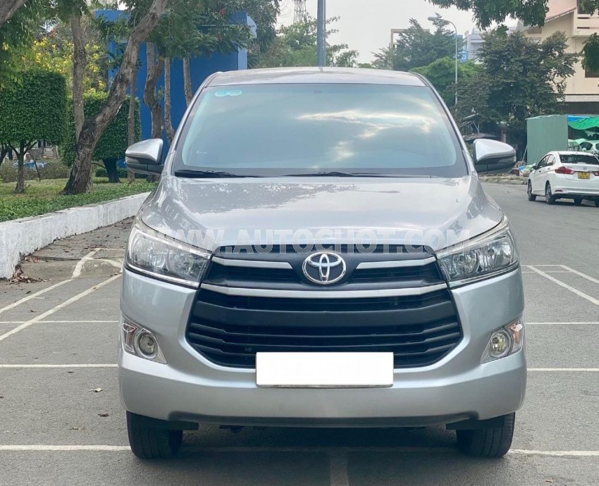 Toyota Innova 2.0E 2019