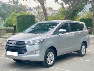 Xe Toyota Innova 2.0E 2019