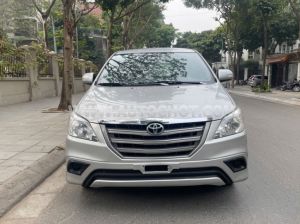 Xe Toyota Innova 2.0E 2015