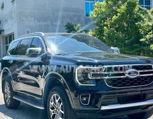 Xe Ford Everest Titanium 2.0L 4x2 AT 2022