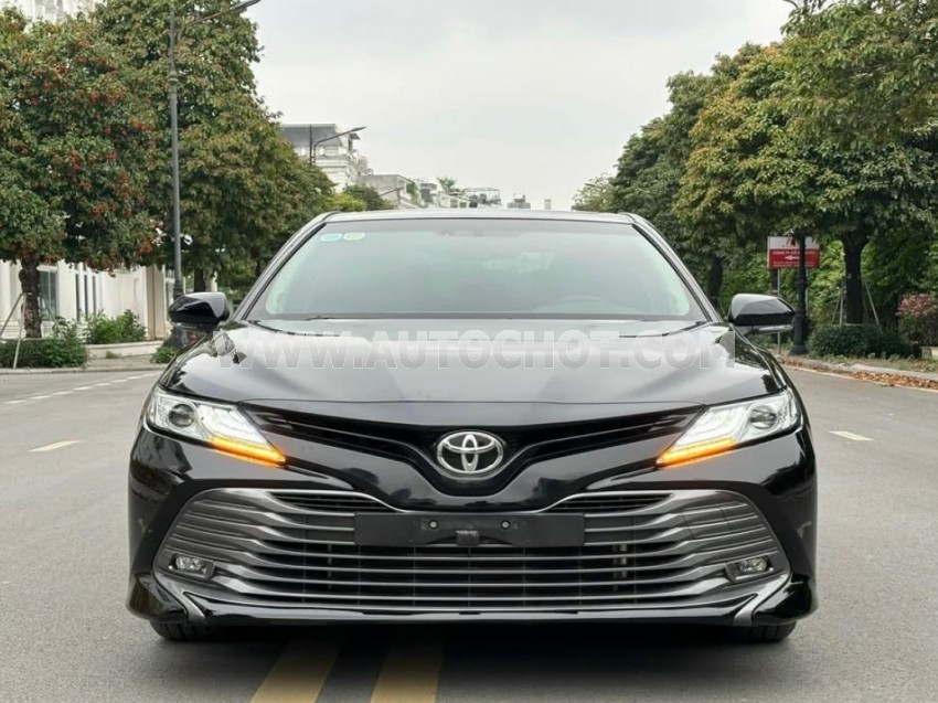 Toyota Camry 2.5Q 2020