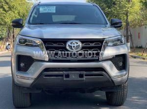 Xe Toyota Fortuner 2.7V 4x2 AT 2021