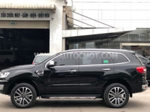 Xe Ford Everest Titanium 2.0L 4x4 AT 2018