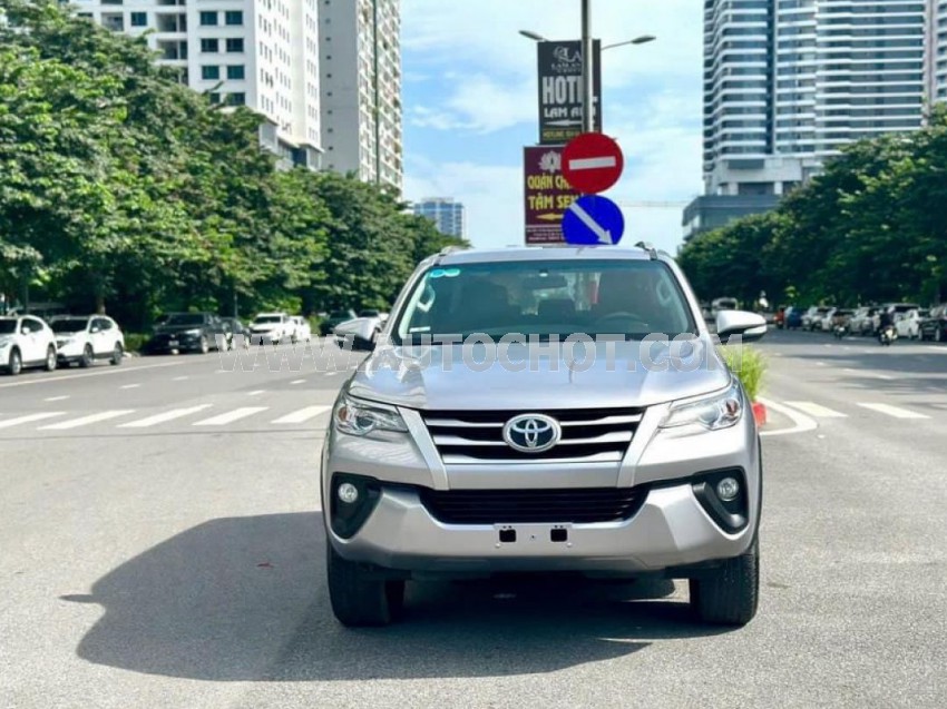 Toyota Fortuner 2.7V 4x2 AT 2017