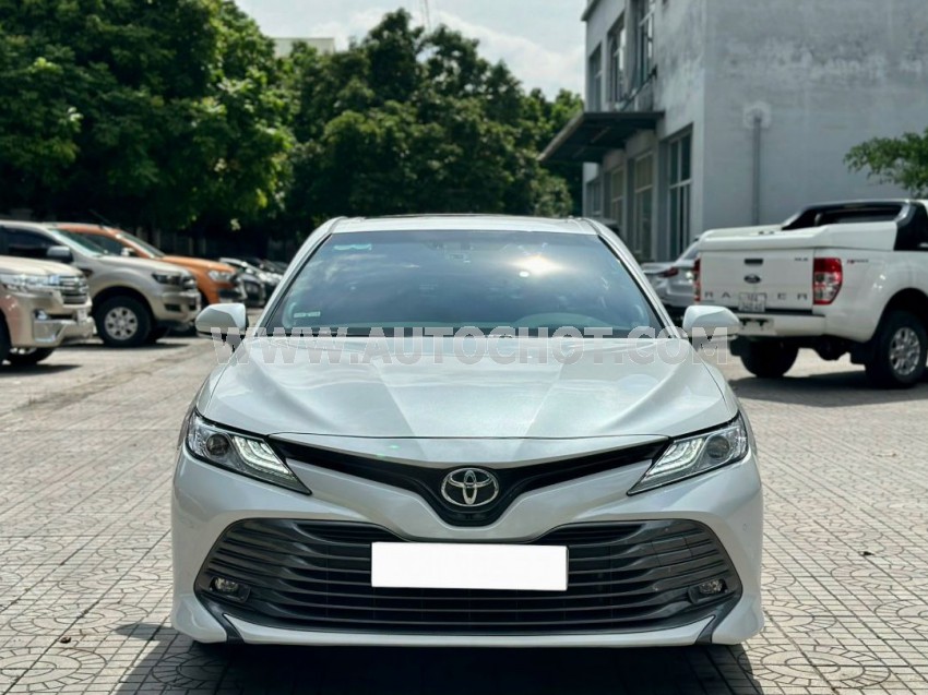 Toyota Camry 2.5Q 2020