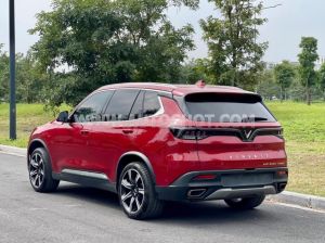 Xe VinFast Lux SA 2.0 Premium 2.0 AT 2019