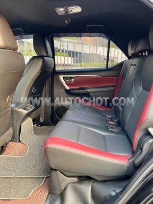 Xe Toyota Fortuner 2.4G 4x2 AT Legender 2021