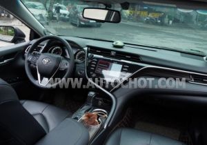 Xe Toyota Camry 2.5Q 2020