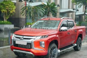 Xe Mitsubishi Triton 4x4 AT Mivec Premium 2020