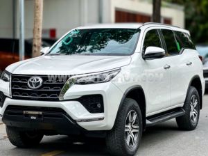 Xe Toyota Fortuner 2.4L 4x2 AT 2023