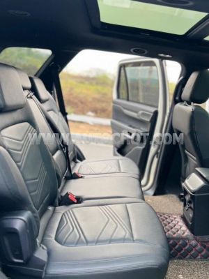 Xe Ford Everest Titanium 2.0L 4x2 AT 2023