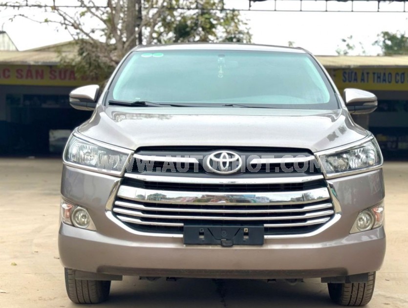 Toyota Innova 2.0E 2019