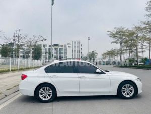 Xe BMW 3 Series 320i 2013