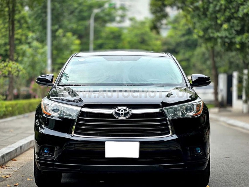 Toyota Highlander LE 2.7 2014