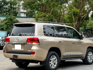 Xe Toyota Land Cruiser VX 4.6 V8 2016