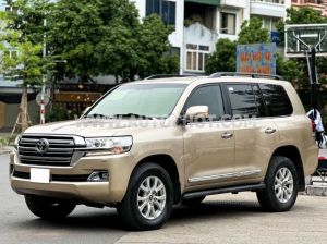 Xe Toyota Land Cruiser VX 4.6 V8 2016