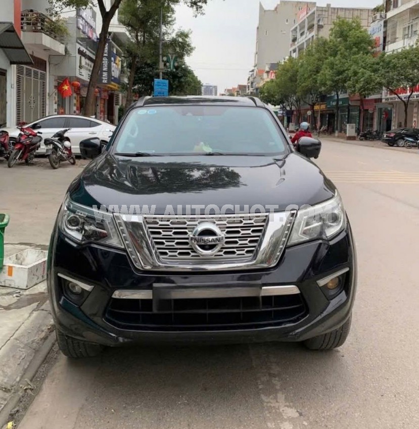 Nissan Terra V 2.5 AT 4WD 2019