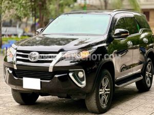 Xe Toyota Fortuner 2.7V 4x2 AT 2017