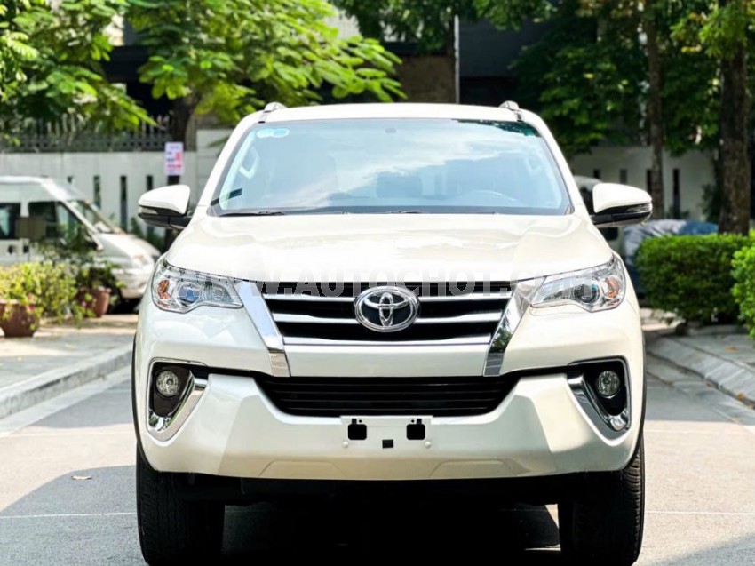 Toyota Fortuner 2.7V 4x2 AT 2020