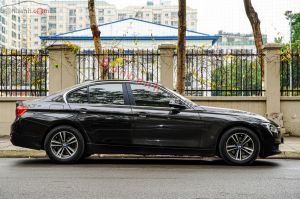 Xe BMW 3 Series 320i 2015