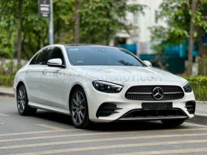 Xe Mercedes Benz E class E300 AMG 2022