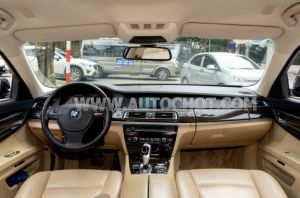Xe BMW 7 Series 730Li 2011