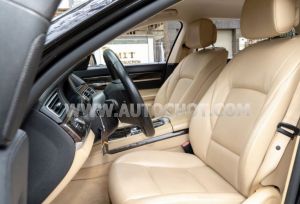 Xe BMW 7 Series 730Li 2011